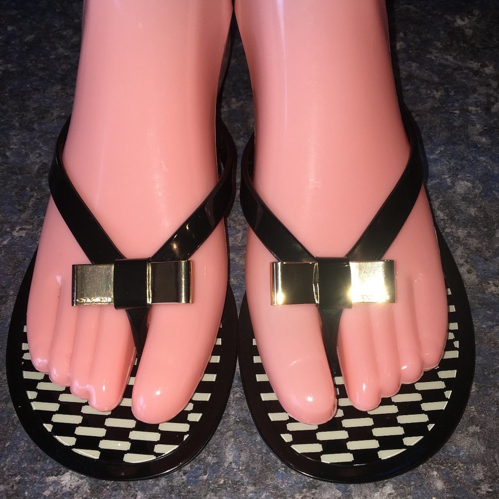 Coach Black & Gold Bow LANDON Jelly Thong Sandal 5